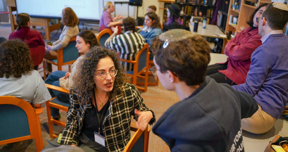Hiddush fellows talking