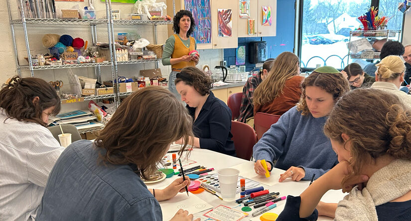 hiddush fellows making art